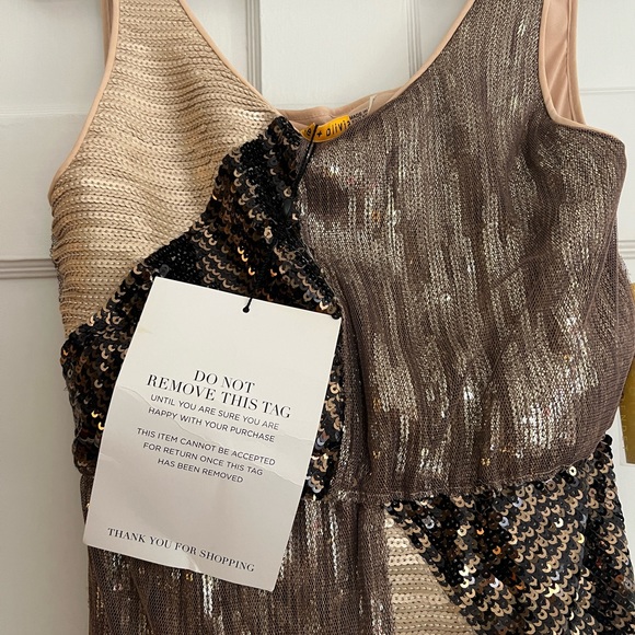 Alice + Olivia Sequin Small Dress Gold & Black.Never been worn! New with tags! - Picture 5 of 5